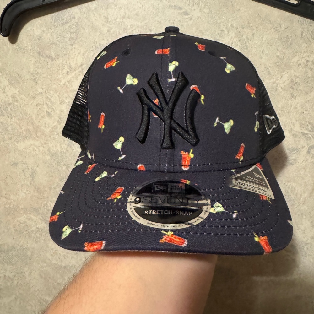 Men's New York Yankees New Era Black Baseball Drinks Pattern 9SEVENTY Hat